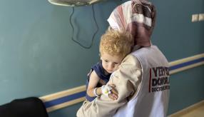 Kıtlığın Ortasında Bebekler İçin Mücadele