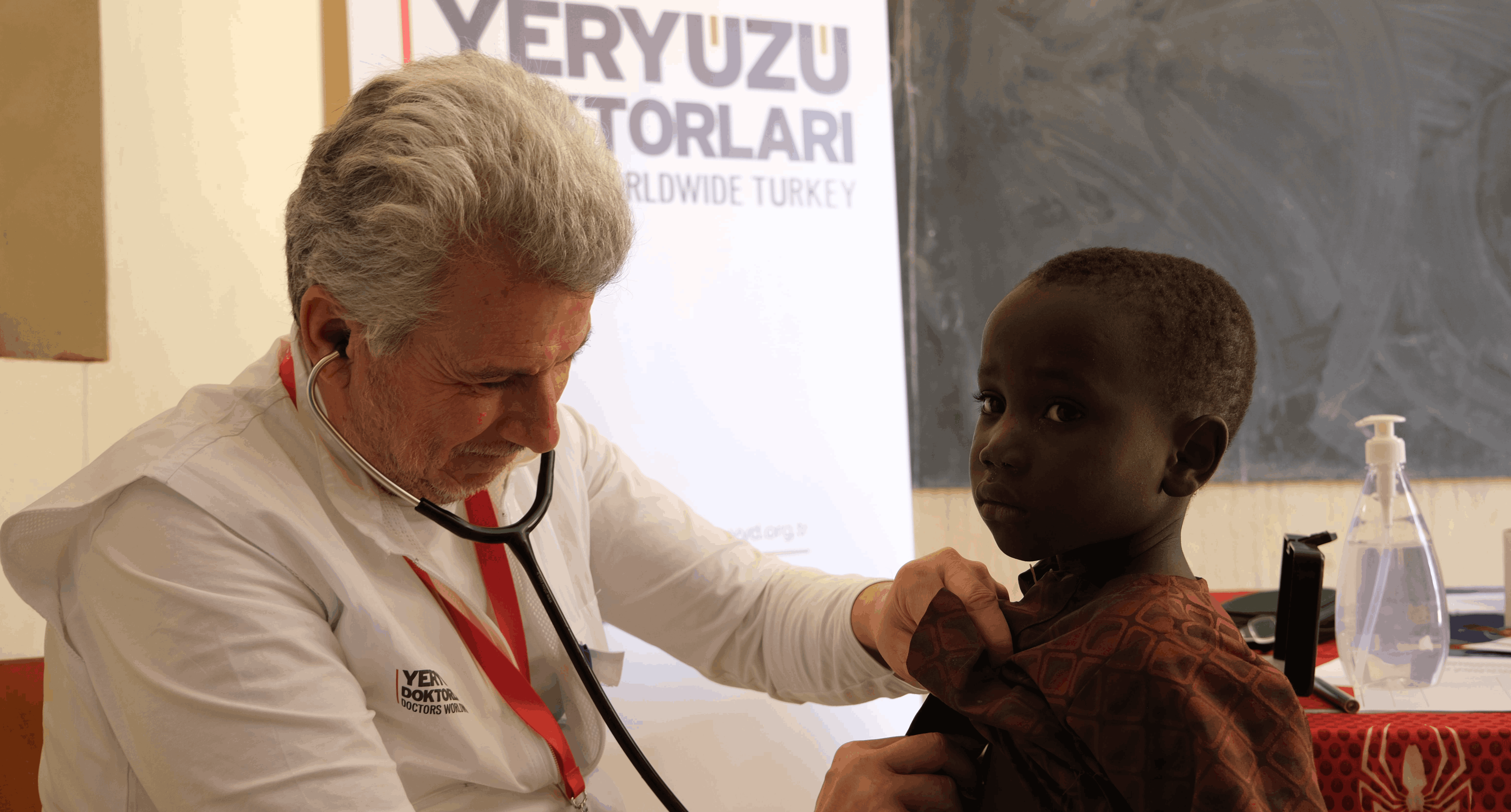 Türkiye'nin Gönüllü Doktorları ile Sağlık İçin Seferber Olduk